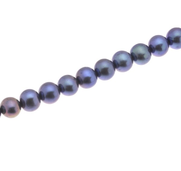 Black cultured river pearl necklet