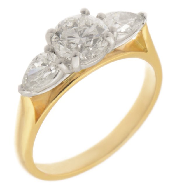 DB Classic round brilliant and pear-shaped diamond ring